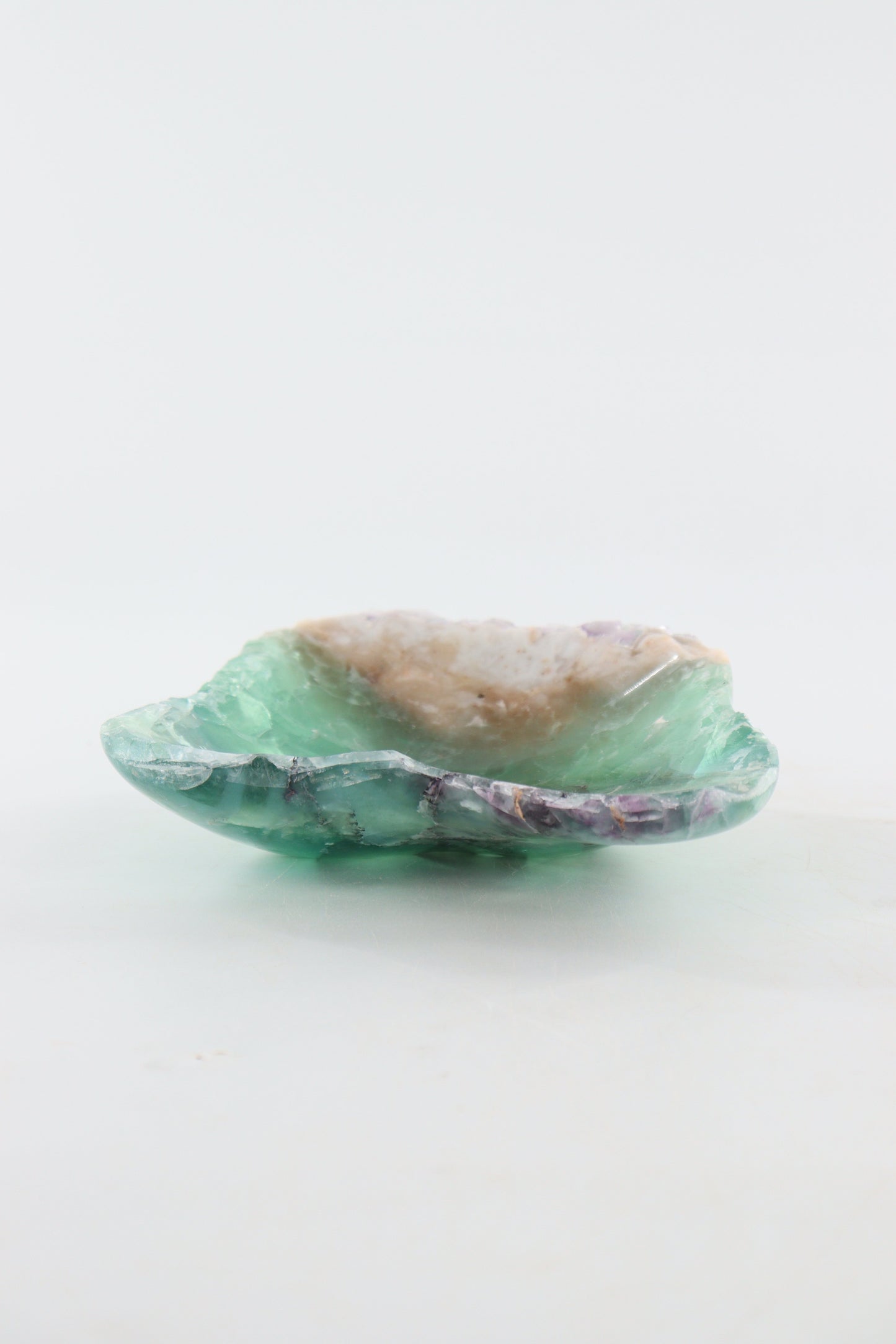 Fluorite Bowl - Expert Supplier of Wholesale Crystals & Bulk Gemstones