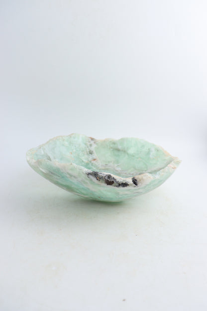 Fluorite Bowl - Expert Supplier of Wholesale Crystals & Bulk Gemstones