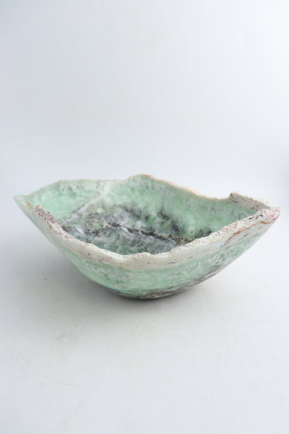 Fluorite Bowl - Expert Supplier of Wholesale Crystals & Bulk Gemstones