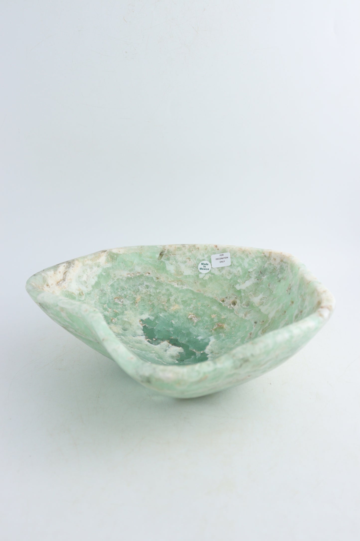 Fluorite Bowl - Expert Supplier of Wholesale Crystals & Bulk Gemstones