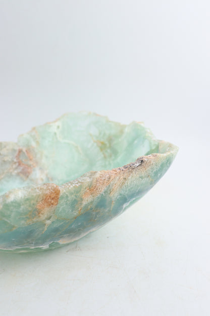 Fluorite Bowl - Expert Supplier of Wholesale Crystals & Bulk Gemstones