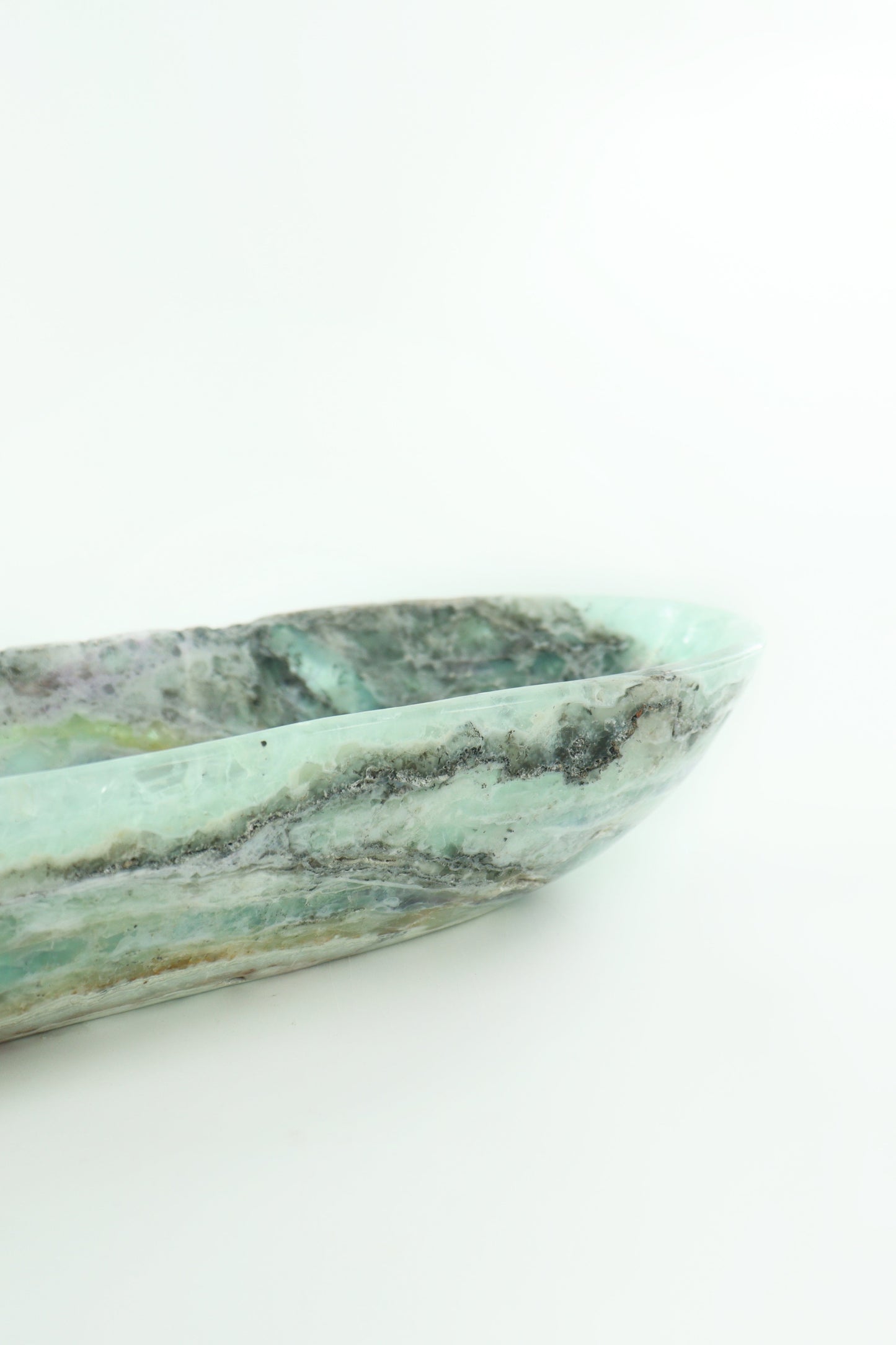 Fluorite Bowl Canoe - Expert Supplier of Wholesale Crystals & Bulk Gemstones