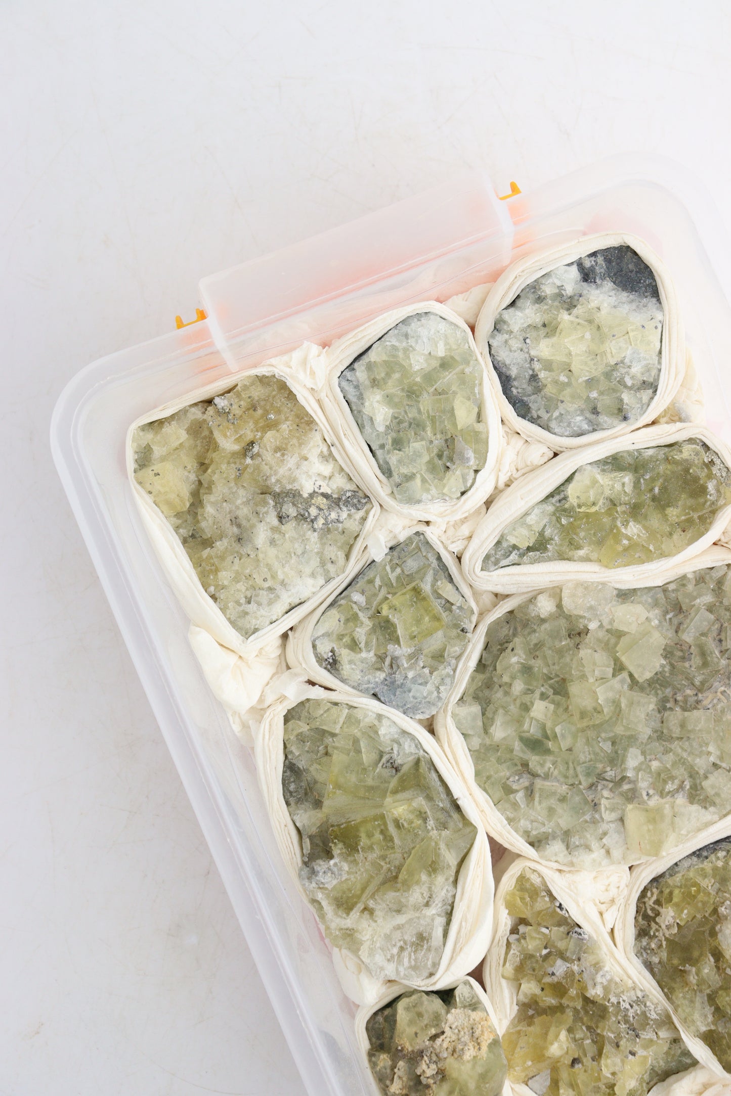 Fluorite Rough Flat - Expert Supplier of Wholesale Crystals & Bulk Gemstones