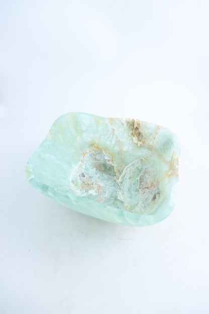 Fluorite Bowl - Expert Supplier of Wholesale Crystals & Bulk Gemstones