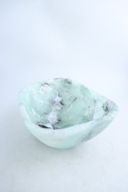 Fluorite Bowl - Expert Supplier of Wholesale Crystals & Bulk Gemstones