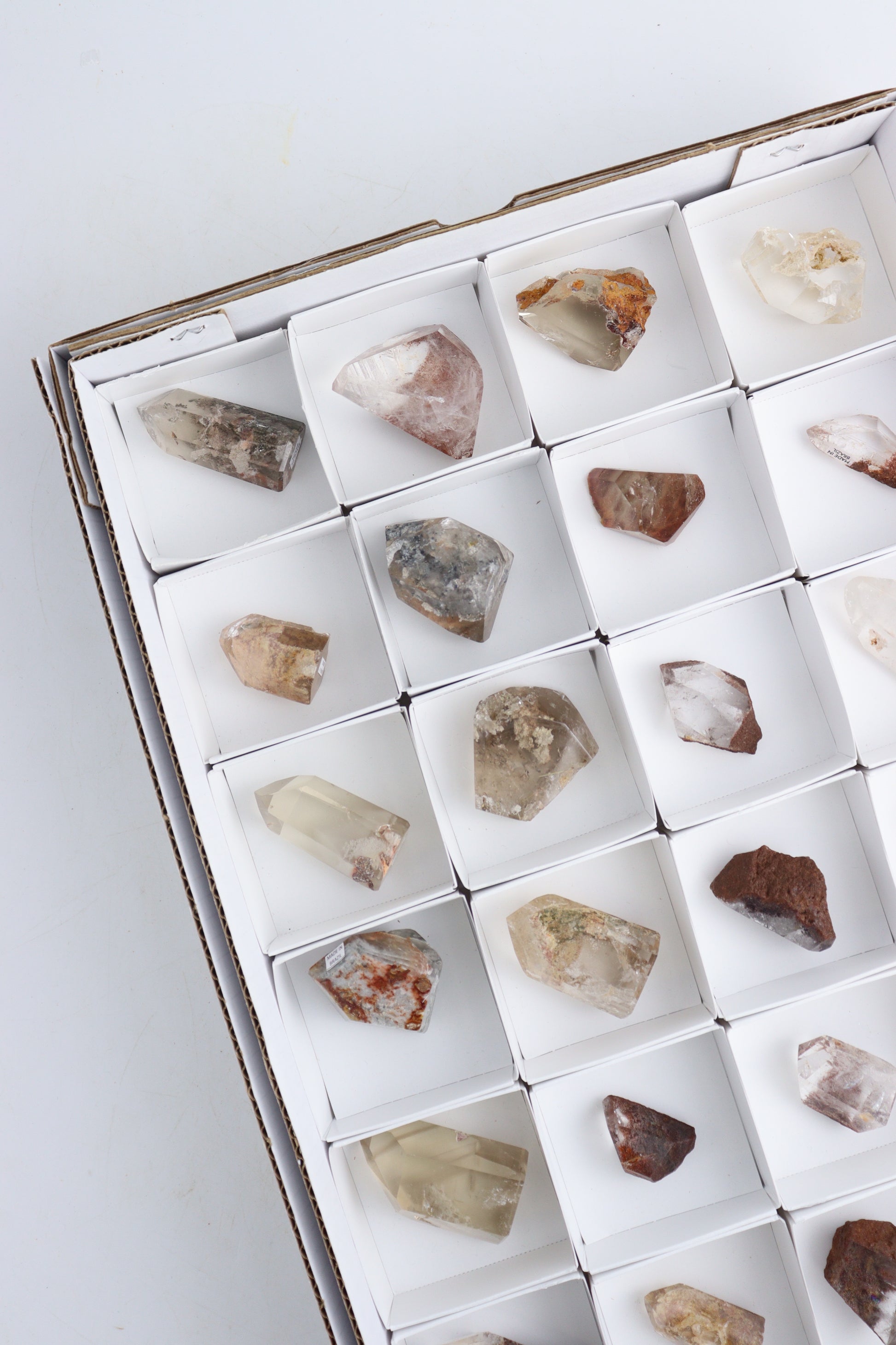 Garden Quartz Flat - Expert Supplier of Wholesale Crystals & Bulk Gemstones