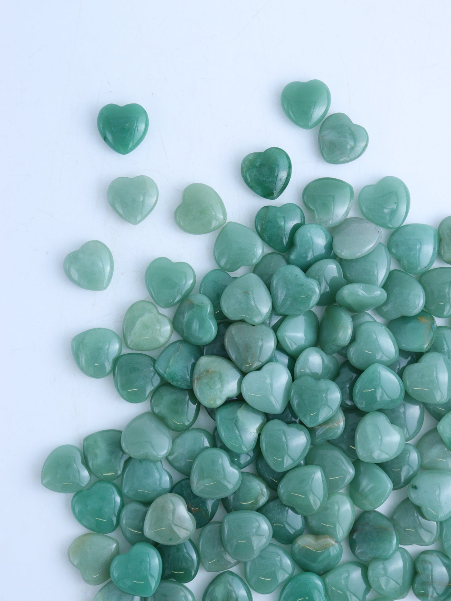 Green Aventurine Hearts - Expert Wholesale and Supplier of Wholesale Crystals & Bulk Gemstones, ["Green Aventurine","Hearts"]