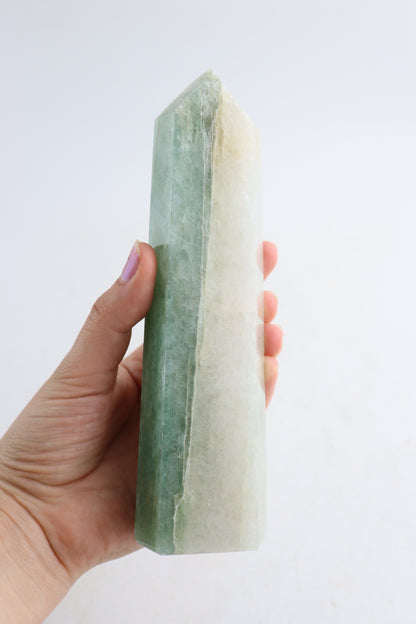 Green Aventurine Towers - Expert Supplier of Wholesale Crystals & Bulk Gemstones