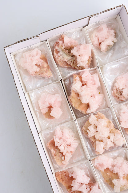Halite Flat - Expert Supplier of Wholesale Crystals & Bulk Gemstones