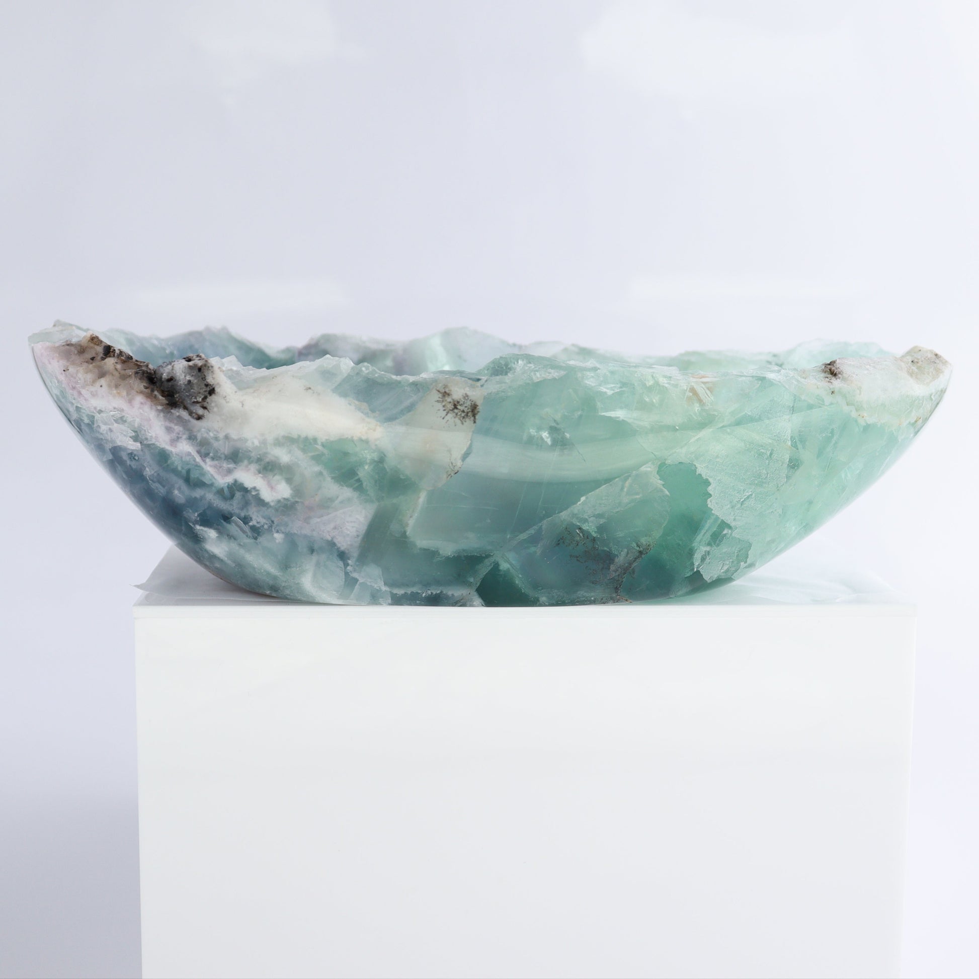 Fluorite Bowl - Expert Wholesale and Supplier of Wholesale Crystals & Bulk Gemstones, ["Bowls","Fluorite","Mexico"]