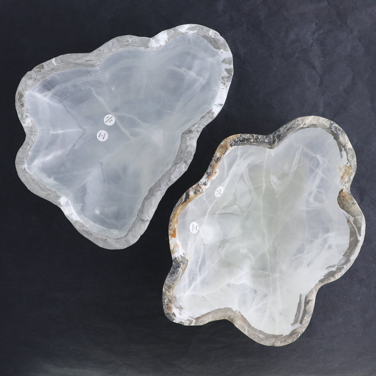 One Bowl Mexican Onyx/Calcite White with Grey Stone Edge