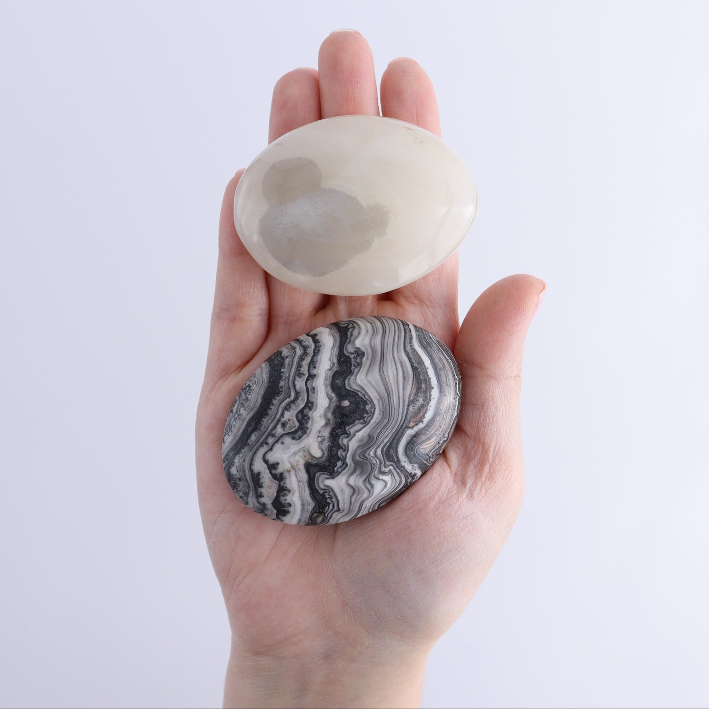 Onyx Palm Stones 1 kg Set - Expert Wholesale and Supplier of Wholesale Crystals & Bulk Gemstones, ["Mexico","onyx","Palm Stones"]