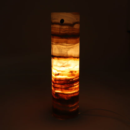 One Medium Honey Polished Top Onyx Lamp Blind