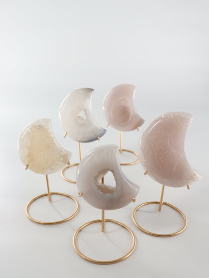 Agate Moons with Stands Set of 5 - Expert Wholesale and Supplier of Wholesale Crystals & Bulk Gemstones, []