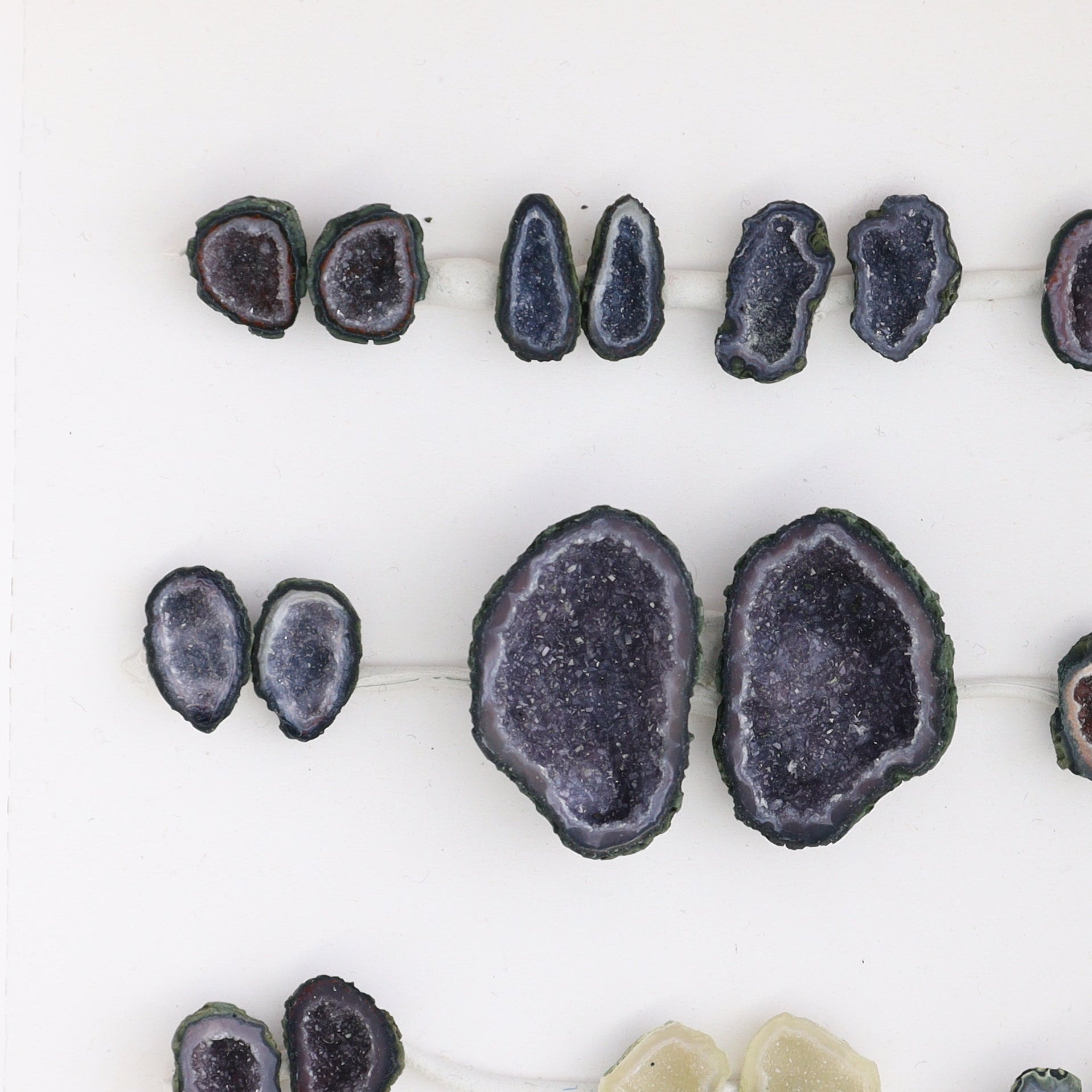 Tabasco Geodes 10 Pairs - Expert Wholesale and Supplier of Wholesale Crystals & Bulk Gemstones, ["Geodes","Tabasco Geode"]
