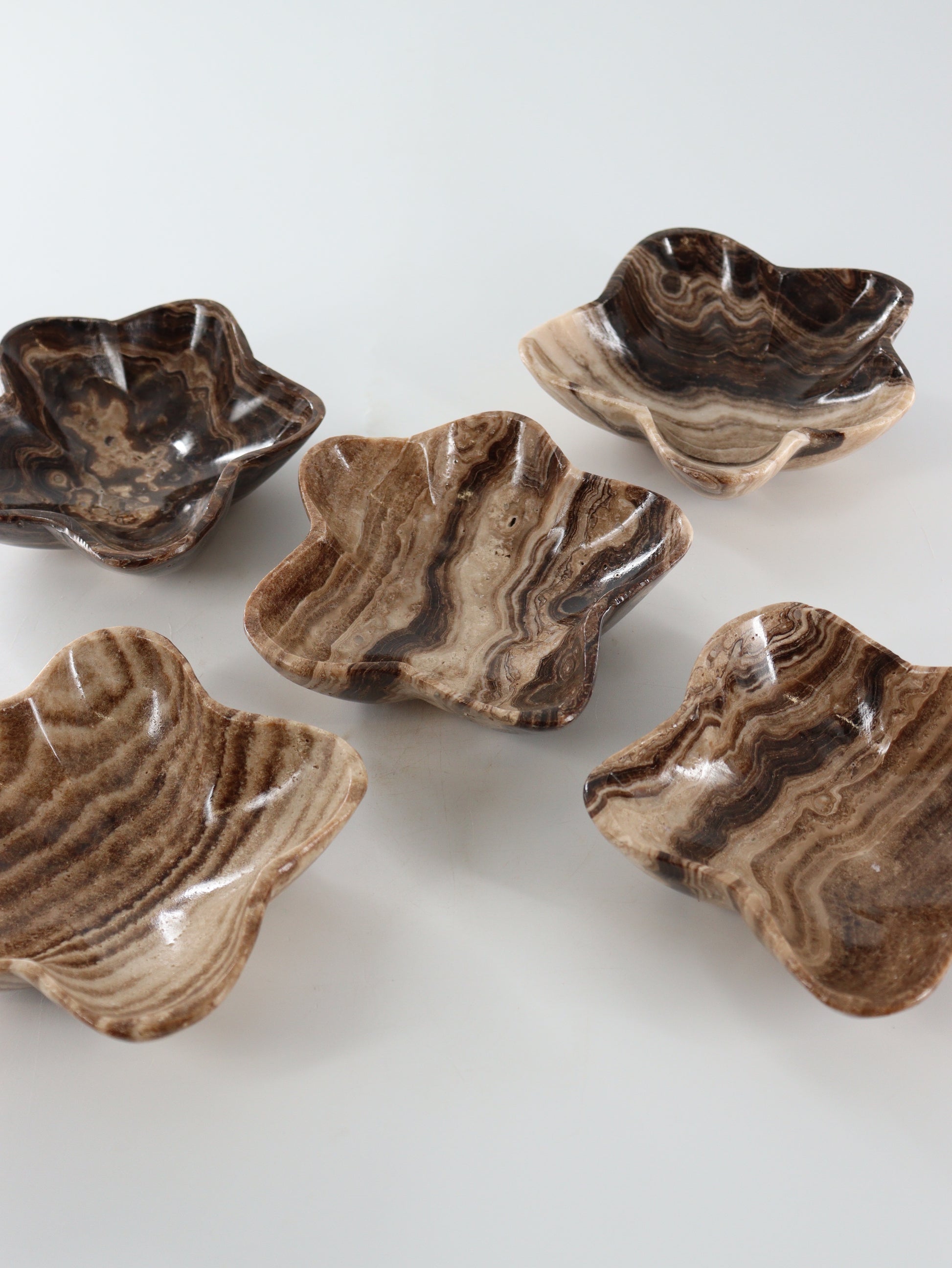 Chocolate Onyx Flower Bowls Set of 5 - Expert Supplier of Wholesale Crystals & Bulk Gemstones