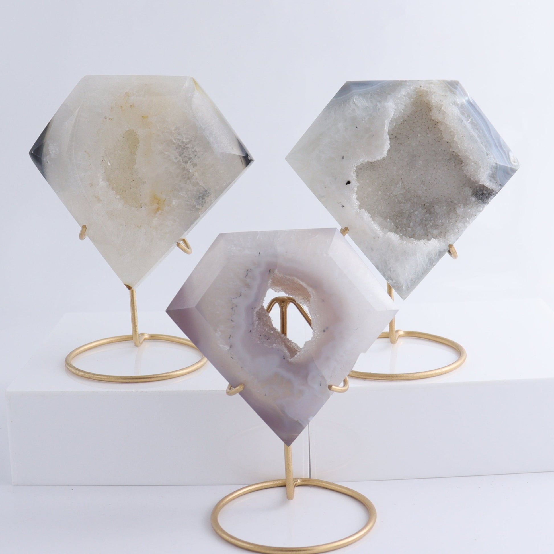 Agate Diamond Carving with Stands Set of 5 - Expert Wholesale and Supplier of Wholesale Crystals & Bulk Gemstones, ["Agate","Diamond"]