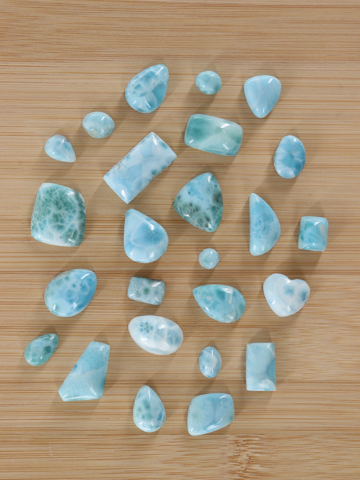 Larimar Cabs Set of 24