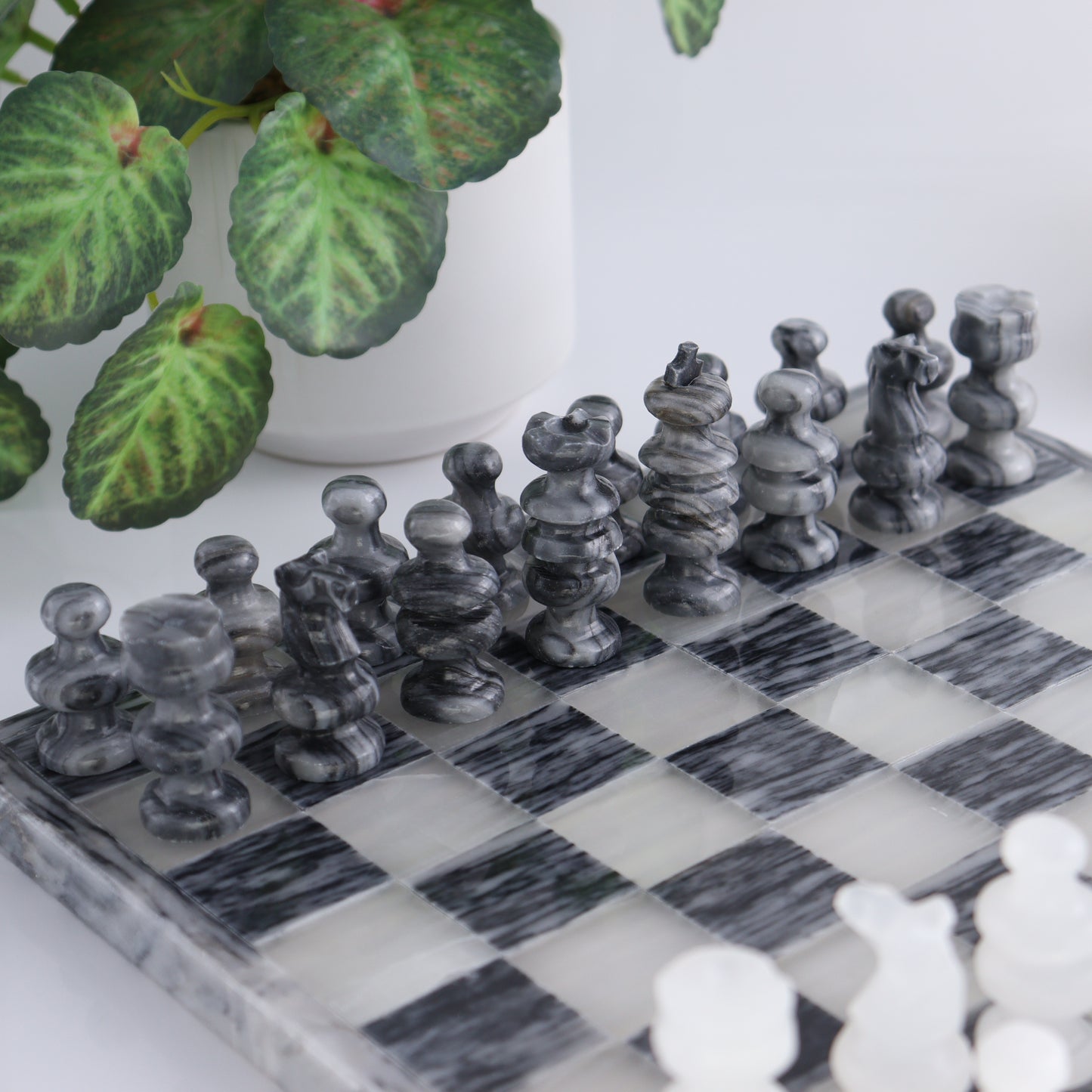 Medium Onyx and Marble Chess Set (Gray) - Expert Wholesale and Supplier of Wholesale Crystals & Bulk Gemstones, ["Black Marble","Catalog Onyx","Marble","onyx"]