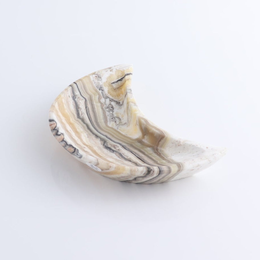 One Mexican Onyx/Calcite White & Yellow Zebra Moon Dish