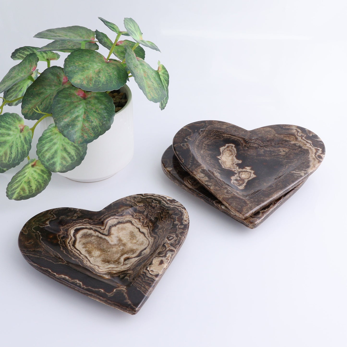 One Mexican Onyx/Calcite Chocolate Heart Dish - Expert Wholesale and Supplier of Wholesale Crystals & Bulk Gemstones, ["Calcite","Catalog Onyx","Decorative Dish","heart","Hearts","Mexico","onyx"]