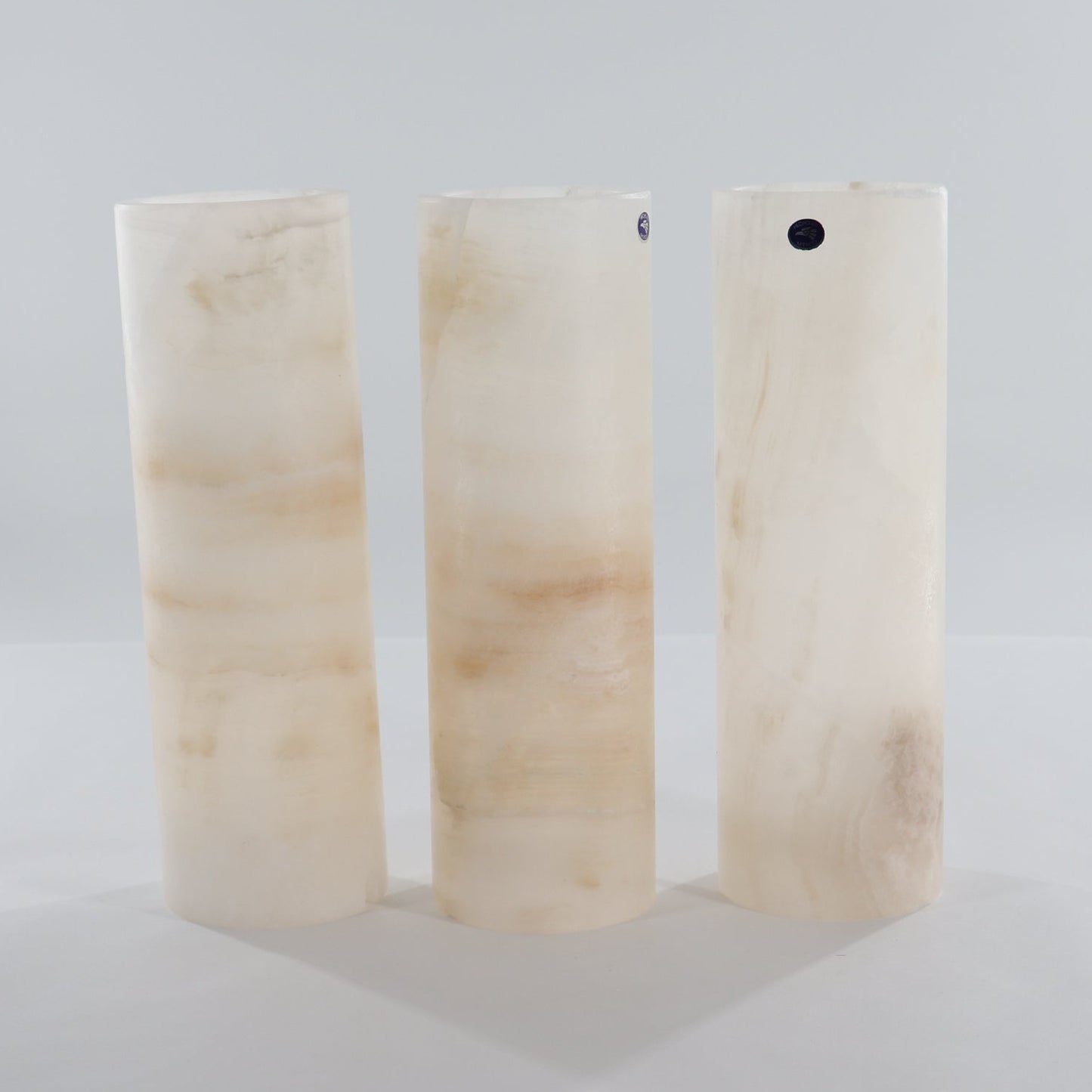 One Small White & Honey Polished Top Onyx Lamp Blind