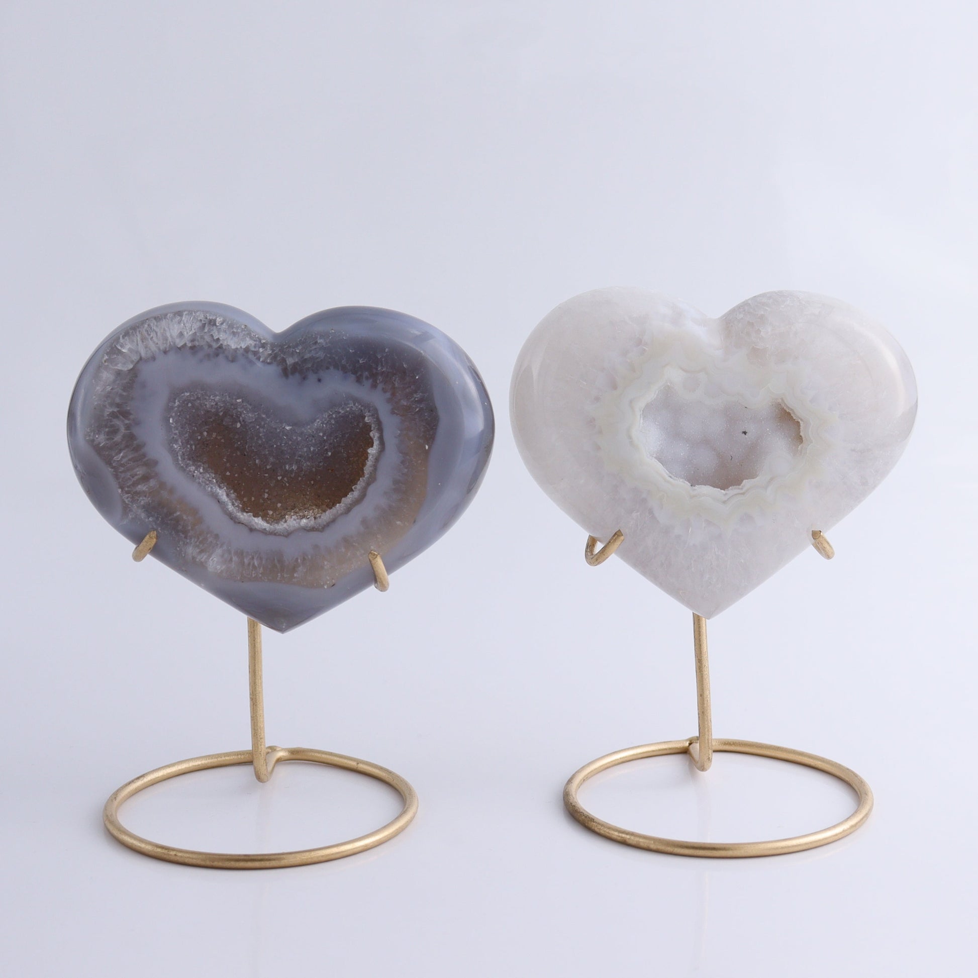 Agate Hearts with Stand Set of 6 - Expert Wholesale and Supplier of Wholesale Crystals & Bulk Gemstones, ["Agate","Brazil","Hearts"]