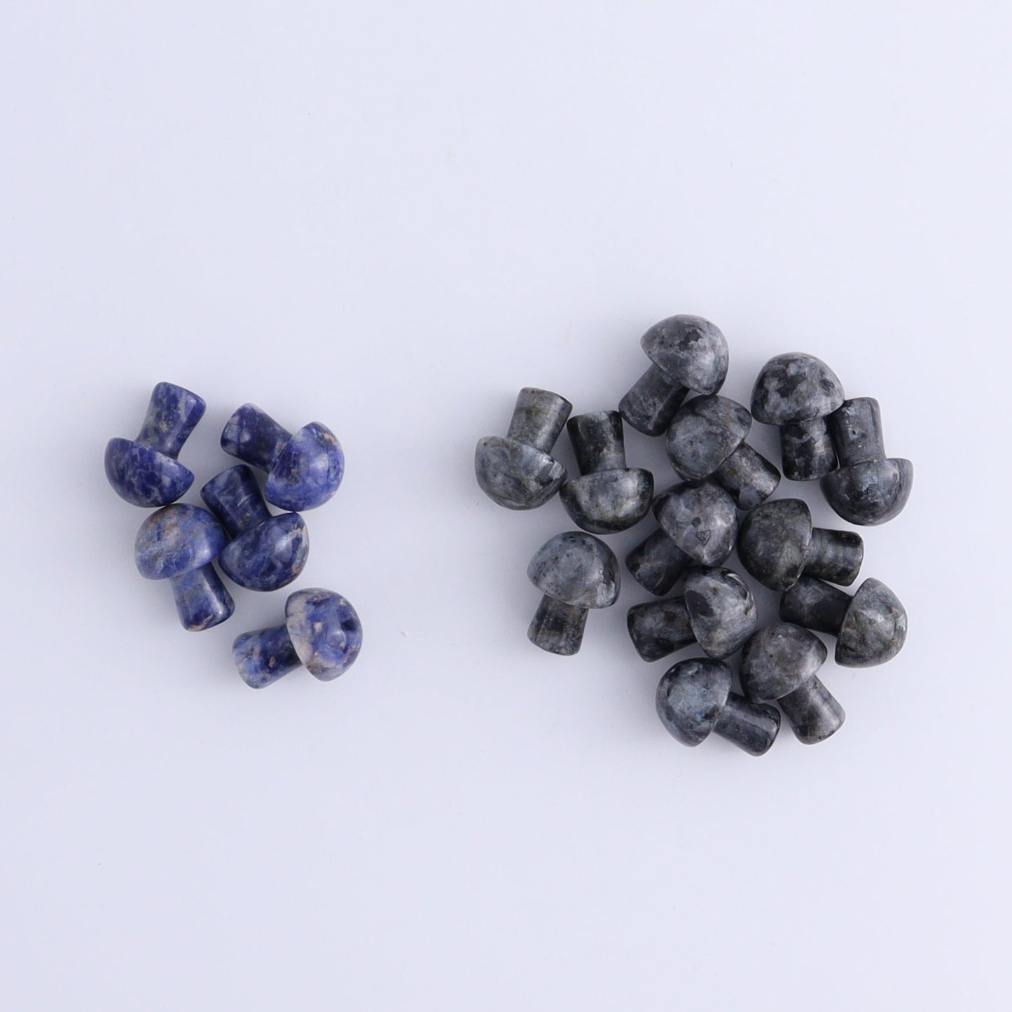 80 pcs Mini Mushrooms Obsidian, Carnelian, Sodalite & Larvikite - Expert Wholesale and Supplier of Wholesale Crystals & Bulk Gemstones, ["Black Obsidian","carnelian","larvikite","Mushrooms","Obsidian","Sodalite"]
