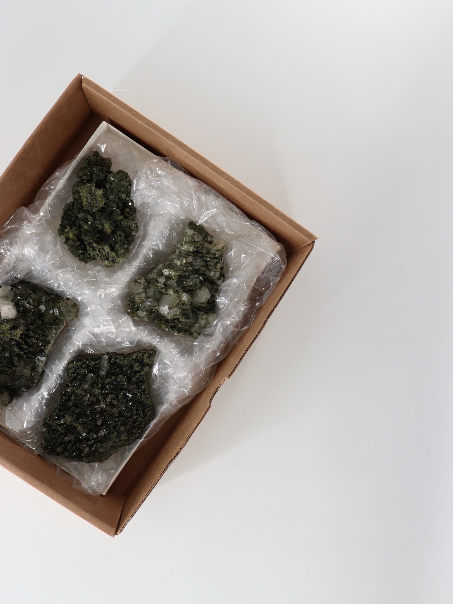 Epidote Flat Set of 4 - Expert Wholesale and Supplier of Wholesale Crystals & Bulk Gemstones, []
