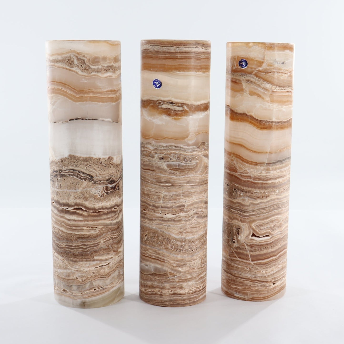One Medium Honey Polished Top Onyx Lamp Blind