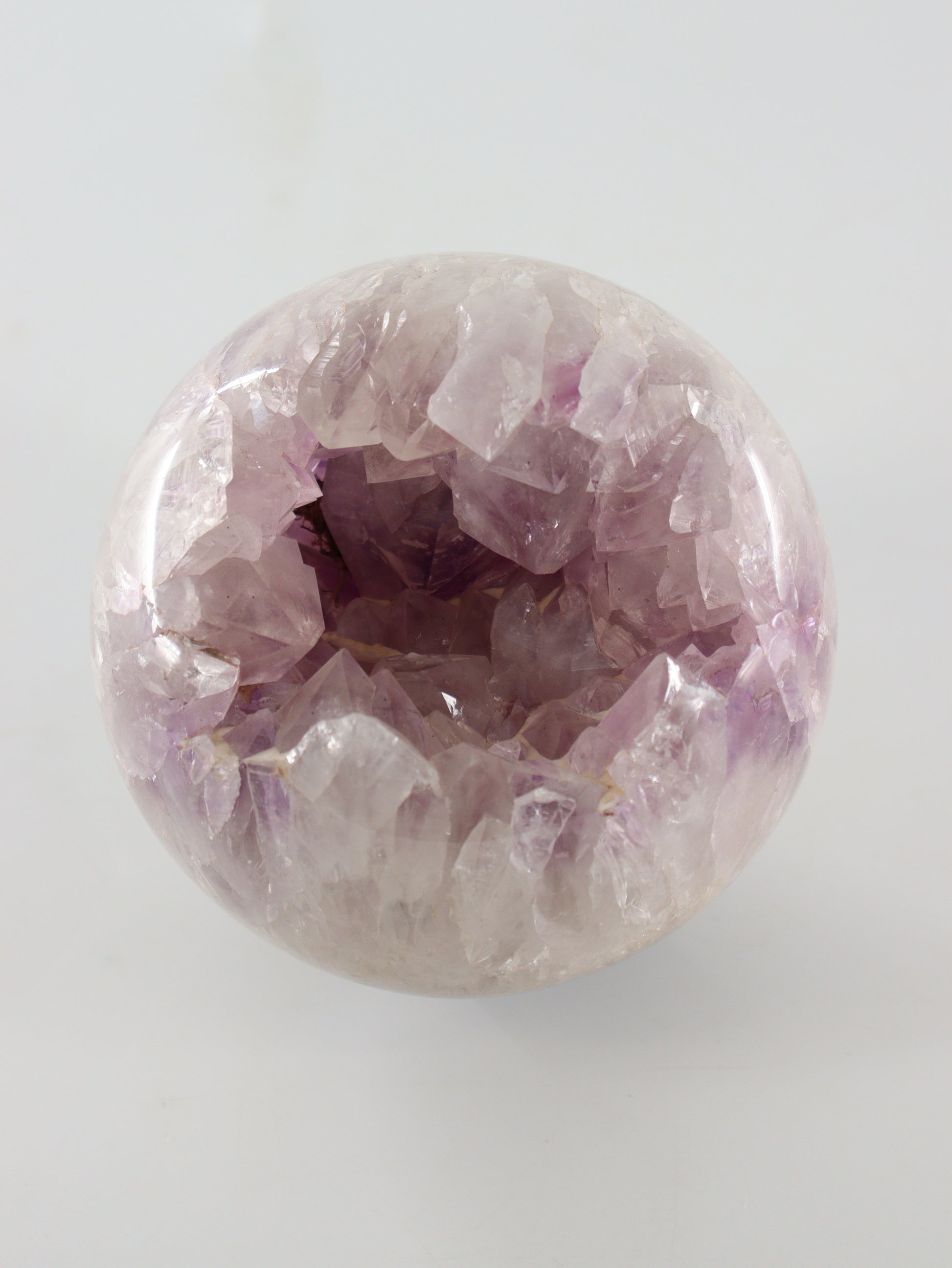 Amethyst Sphere - Expert Supplier of Wholesale Crystals & Bulk Gemstones