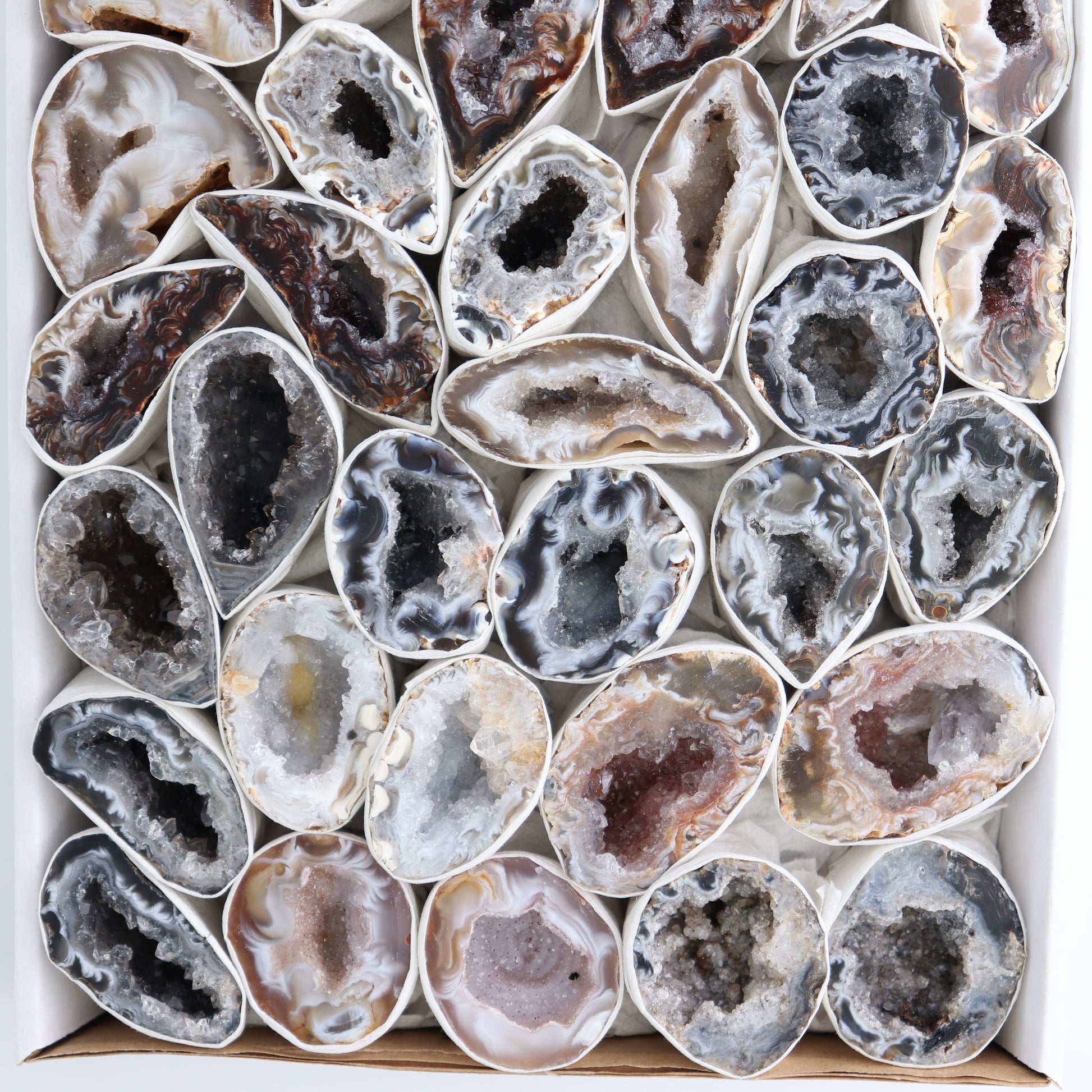 Agate Geodes Flat - Expert Wholesale and Supplier of Wholesale Crystals & Bulk Gemstones, ["Agate","Geodes"]