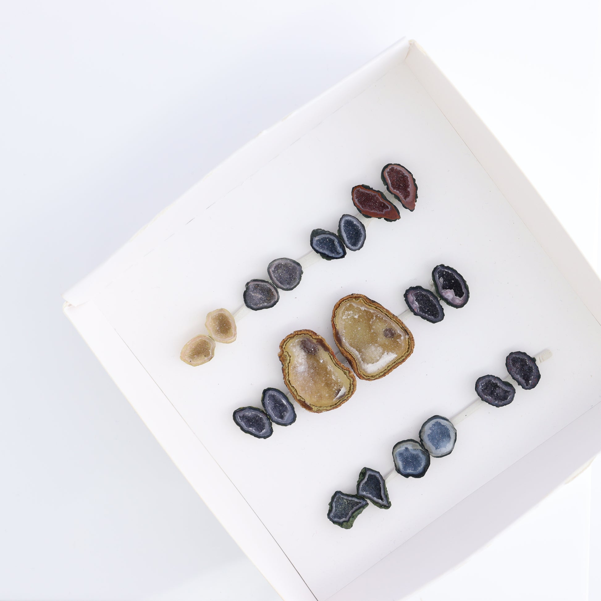 Tabasco Geodes 10 Pairs - Expert Wholesale and Supplier of Wholesale Crystals & Bulk Gemstones, ["Geodes","Tabasco Geode"]