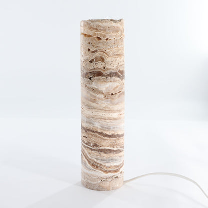 One Medium Honey Rough Top Onyx Lamp Blind