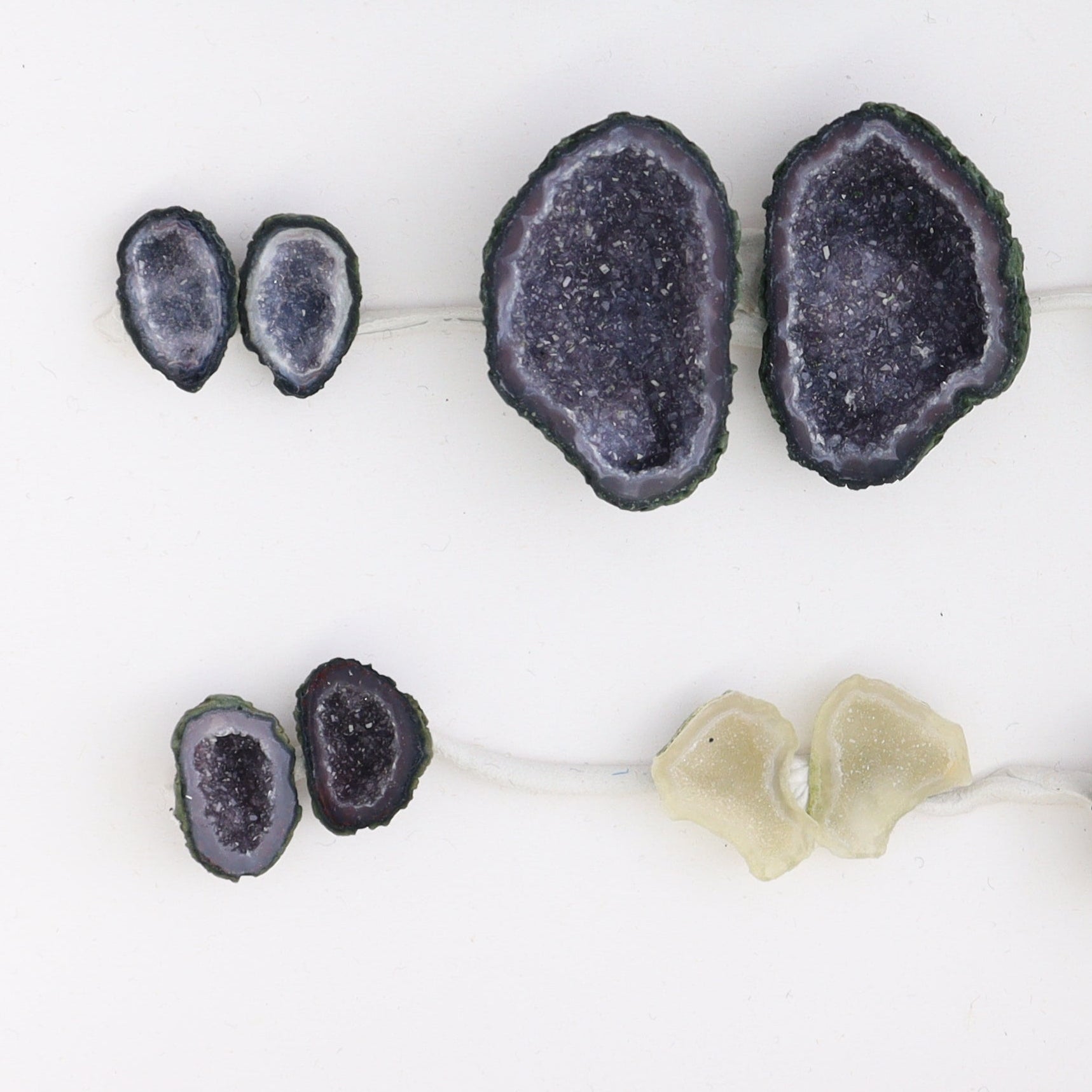 Tabasco Geodes 10 Pairs - Expert Wholesale and Supplier of Wholesale Crystals & Bulk Gemstones, ["Geodes","Tabasco Geode"]