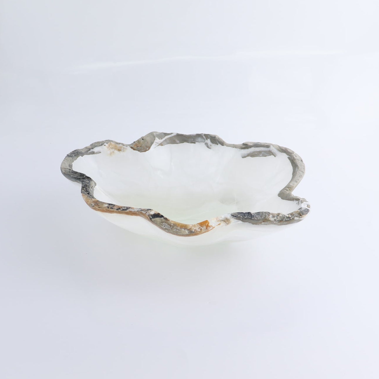 One Bowl Mexican Onyx/Calcite White with Grey Stone Edge