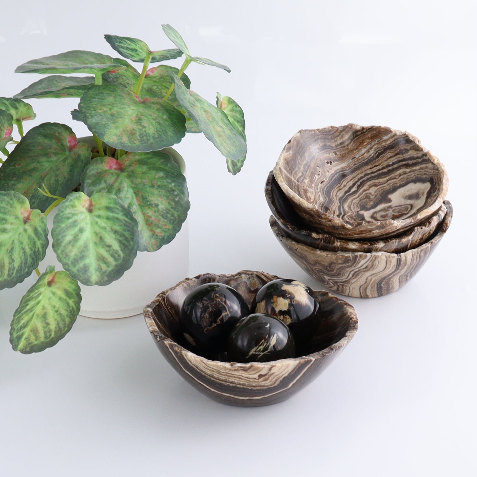 One Bowl (12 cm) Mexican Onyx/Calcite Chocolate Rough - Expert Wholesale and Supplier of Wholesale Crystals & Bulk Gemstones, ["bowl","Calcite","Catalog Onyx","Decorative Dish","Mexico","onyx"]