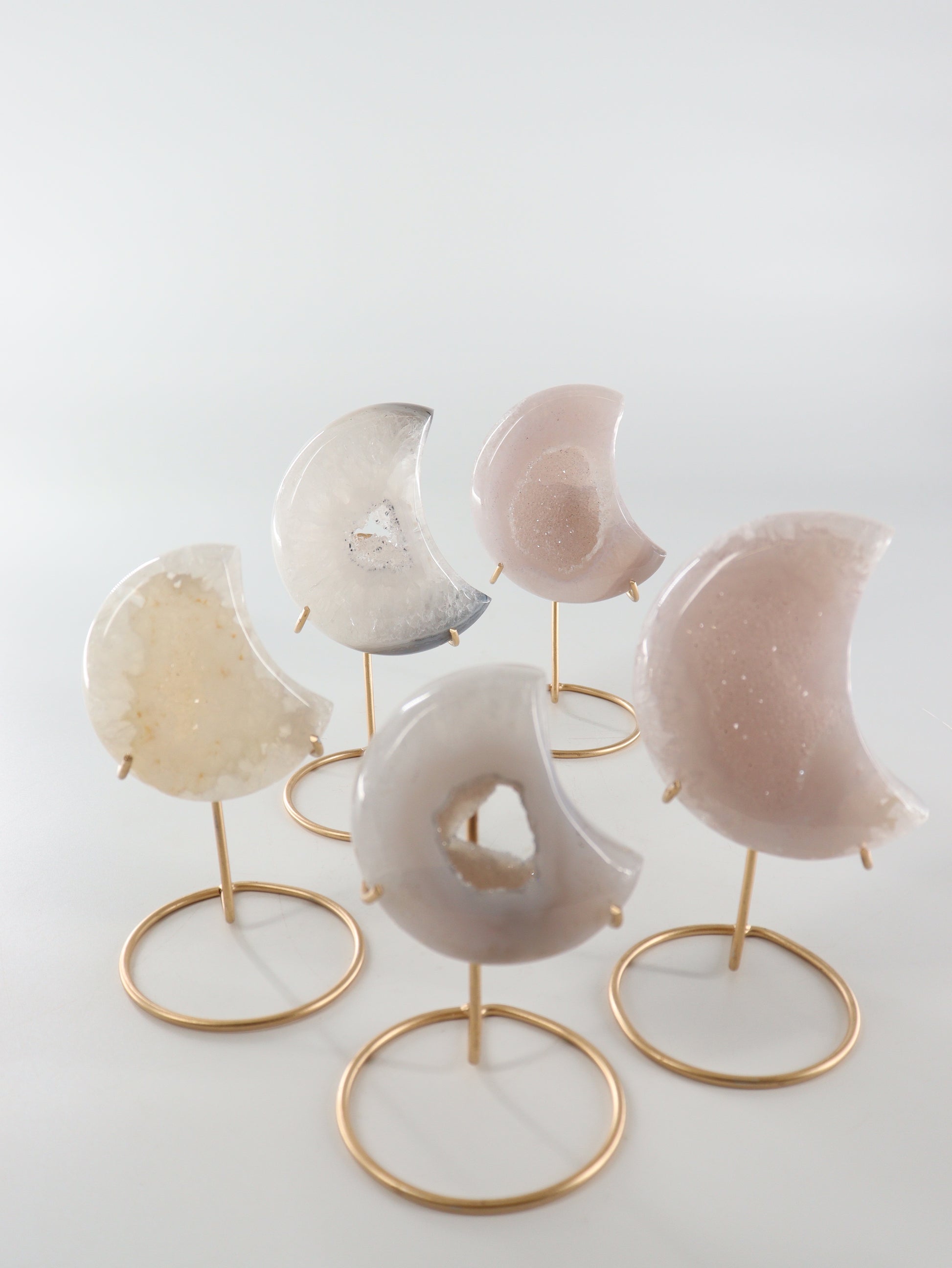 Agate Moons with Stands Set of 5 - Expert Wholesale and Supplier of Wholesale Crystals & Bulk Gemstones, []