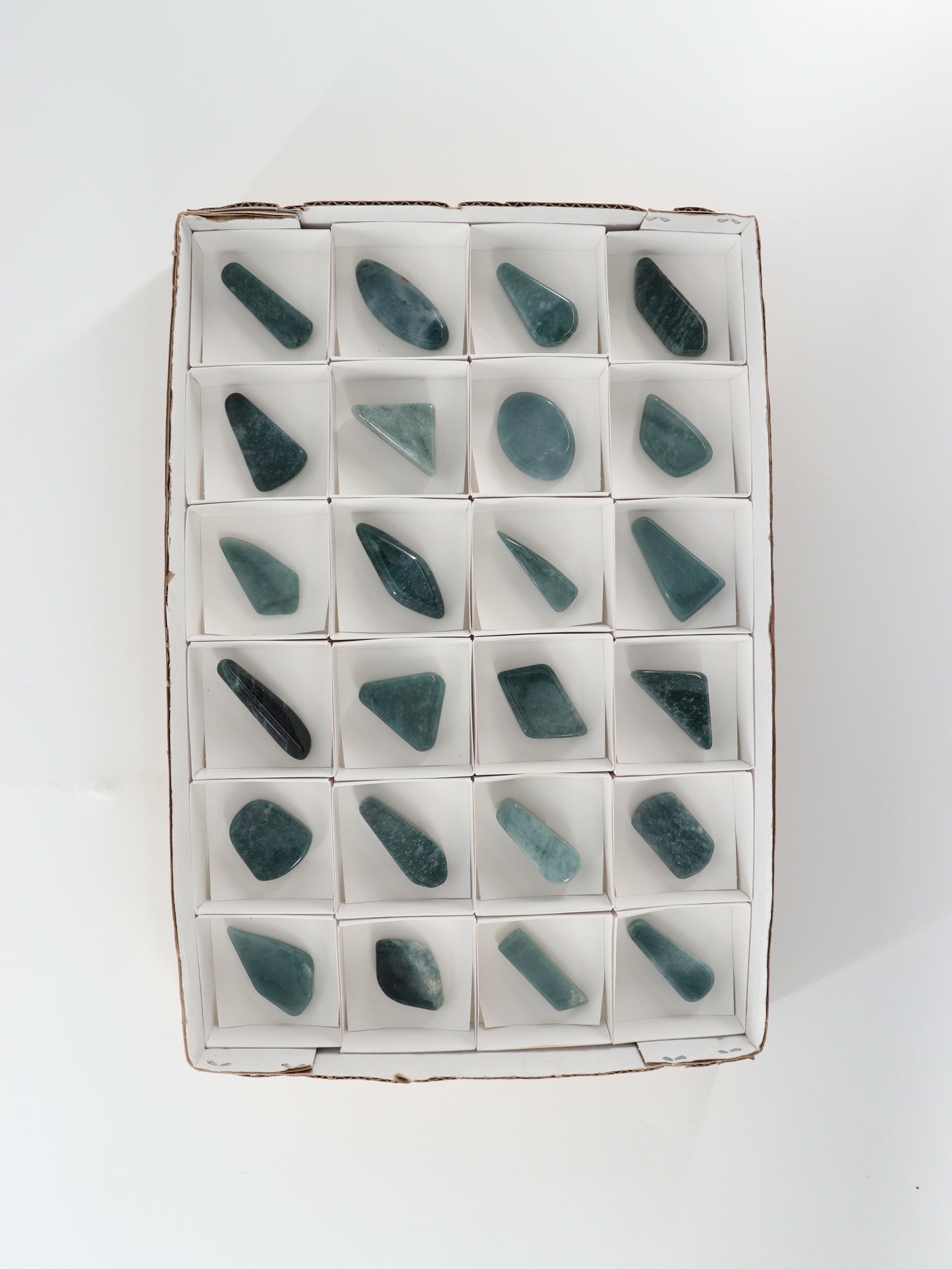 Jadeite Flat Set of 24