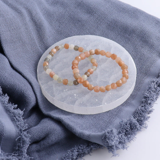 One Faceted Moonstone Bracelet 6-7mm - Expert Wholesale and Supplier of Wholesale Crystals & Bulk Gemstones, ["Bracelet","bracelets","Faceted","Moonstone"]