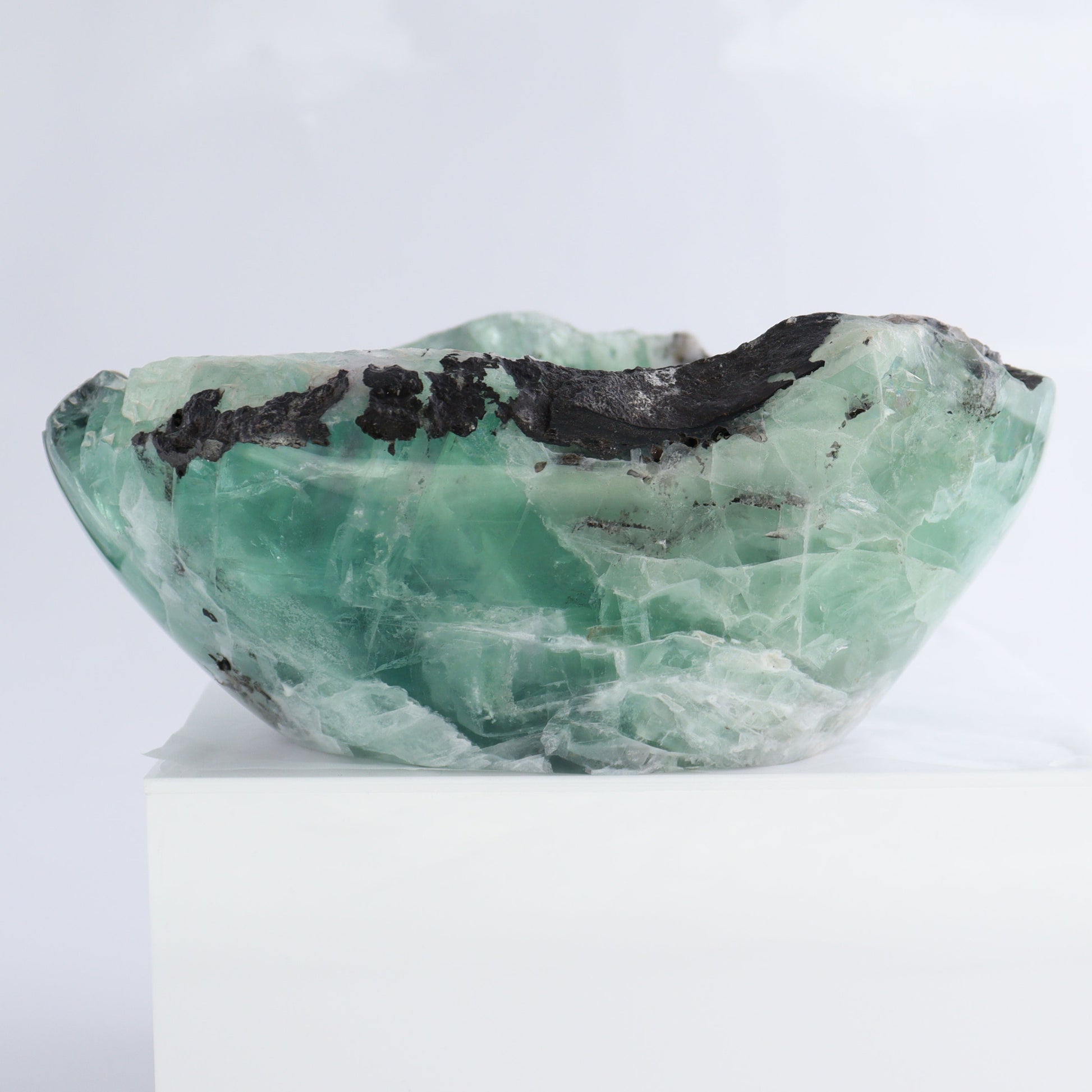 Fluorite Bowl - Expert Wholesale and Supplier of Wholesale Crystals & Bulk Gemstones, ["Bowls","Fluorite","Mexico"]