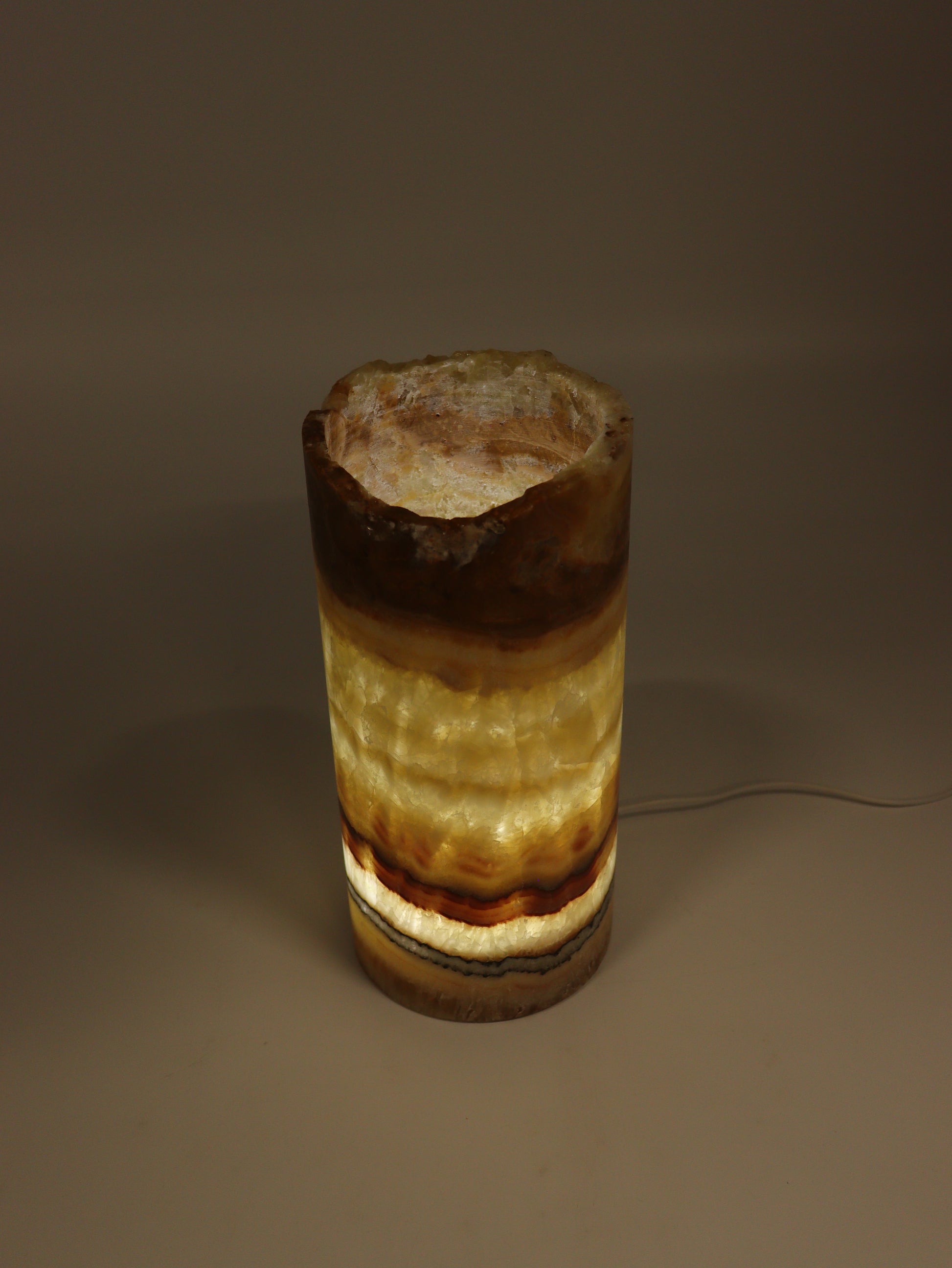 Onyx Lamp - Expert Supplier of Wholesale Crystals & Bulk Gemstones