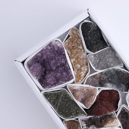 Uruguay Rainbow Amethyst Clusters Flat of 14 - Expert Wholesale and Supplier of Wholesale Crystals & Bulk Gemstones, ["Amethyst","Clusters","Rainbow Amethyst","Sugar Rainbow Amethyst","Uruguay"]