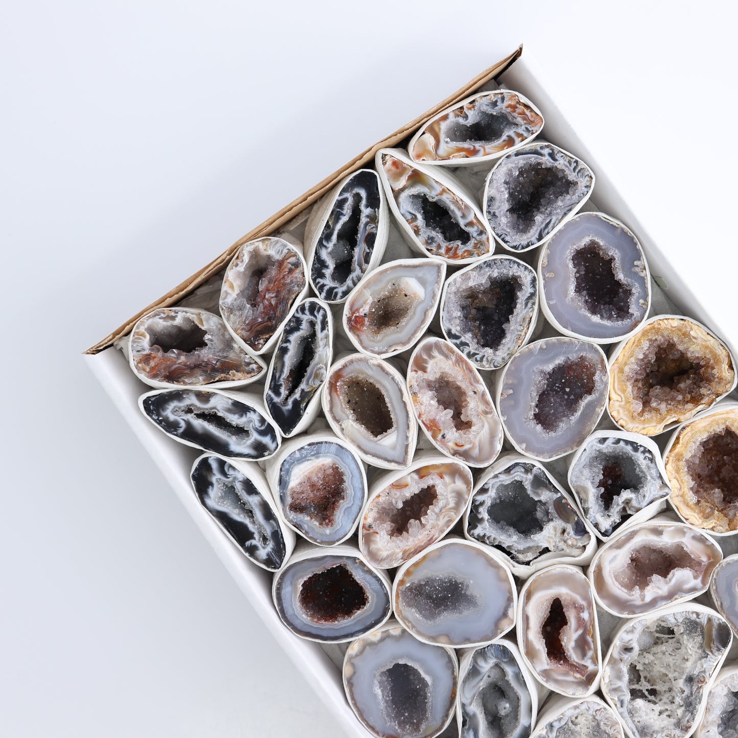 Agate Geodes Flat - Expert Wholesale and Supplier of Wholesale Crystals & Bulk Gemstones, ["Agate","Geodes"]