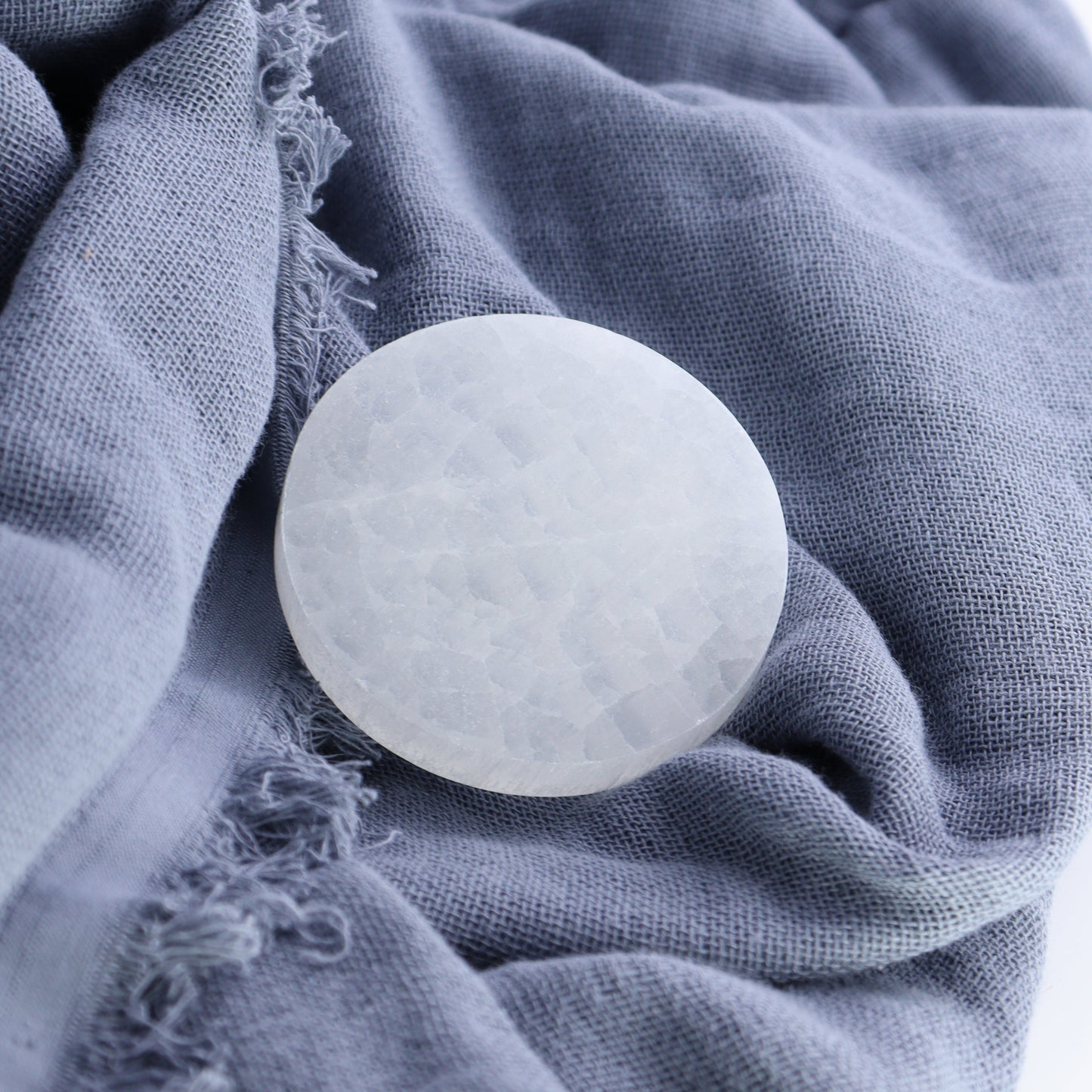 One Selenite (Satin Spar) Round Plate 7 cm - Expert Wholesale and Supplier of Wholesale Crystals & Bulk Gemstones, ["close_30","Morocco","Round Dish","Selenite"]