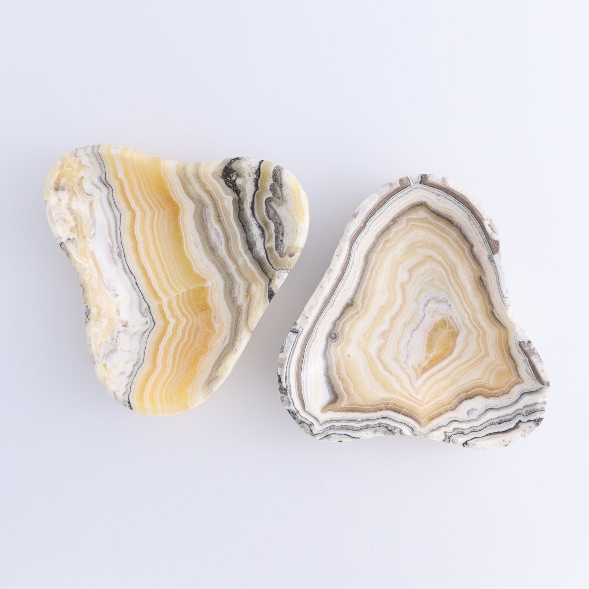 One Mexican Onyx/Calcite Yellow Zebra Triangular Bowl - Expert Wholesale and Supplier of Wholesale Crystals & Bulk Gemstones, ["Calcite","Catalog Onyx","Decorative Dish","Mexico","onyx"]