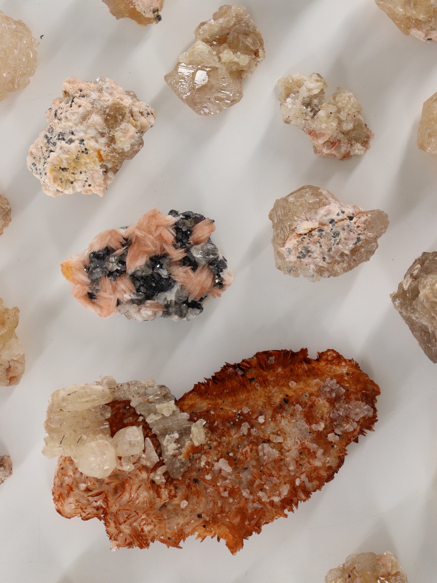 Mixed Moroccan Minerals Set of 23 - Expert Wholesale and Supplier of Wholesale Crystals & Bulk Gemstones, []