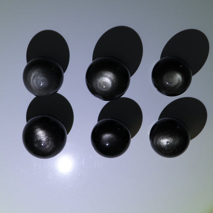 One Medium Obsidian Sphere