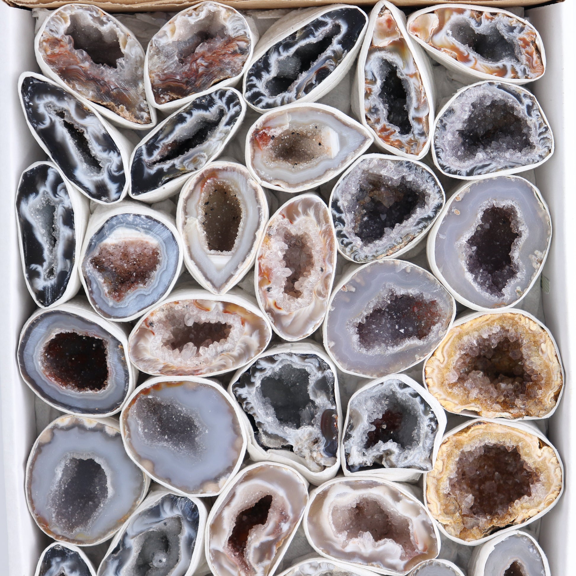 Agate Geodes Flat - Expert Wholesale and Supplier of Wholesale Crystals & Bulk Gemstones, ["Agate","Geodes"]