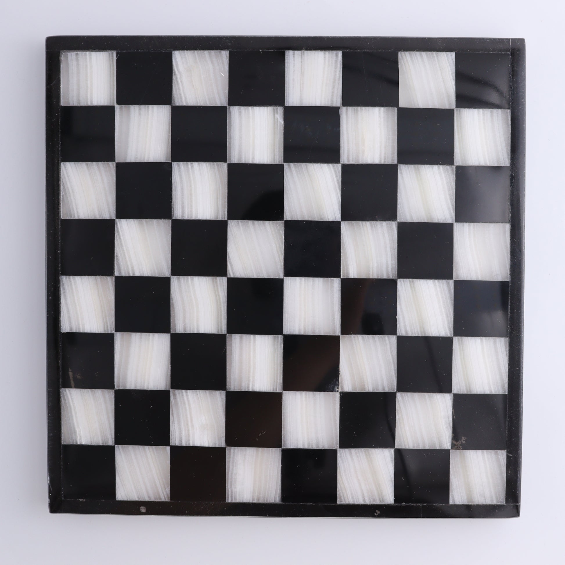 Medium Onyx and Marble Chess Set (Black and White) - Expert Wholesale and Supplier of Wholesale Crystals & Bulk Gemstones, ["Black Marble","Catalog Onyx","Marble","onyx"]